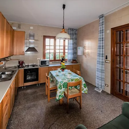 Holiday home Casa Vacanze Da Chiara