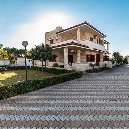 Casa Vacanze Da Chiara Holiday home *